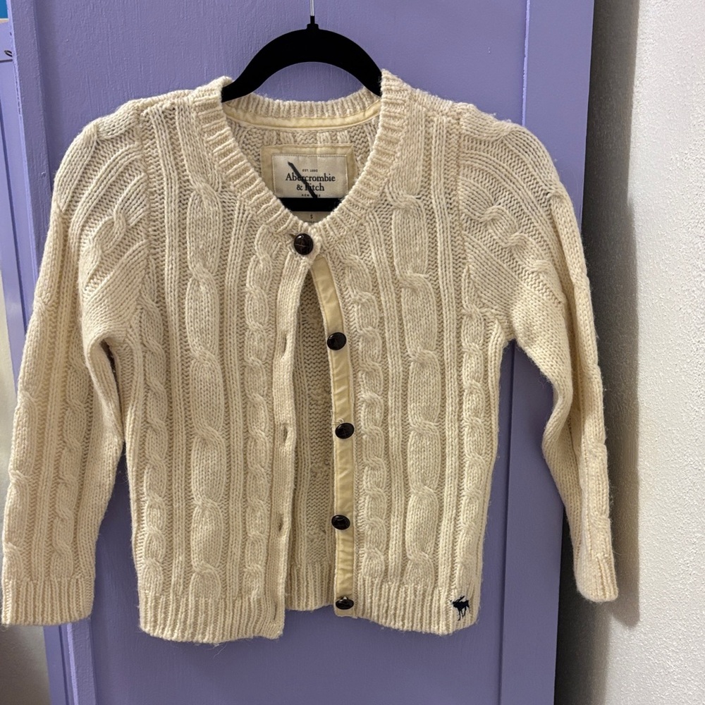 Abercrombie & Fitch Ivory Cable Knit Sweater cream white velvet cardigan W/ wool